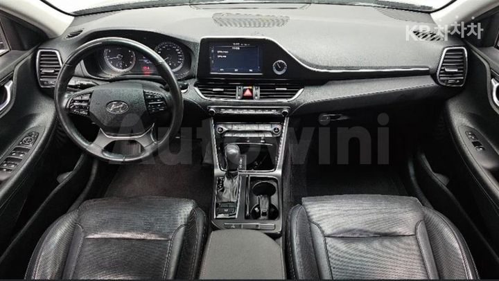 Hyundai Grandeur 2017 — 3