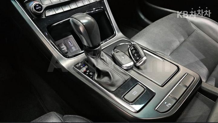 Hyundai Grandeur 2017 — 4