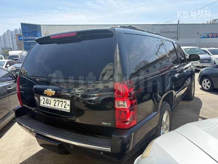 Chevrolet Suburban