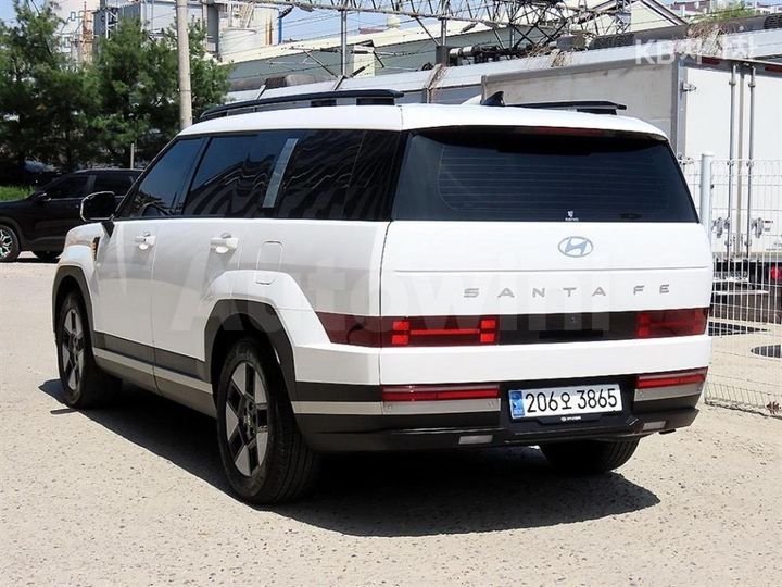 Hyundai SantaFe 2025 — 3