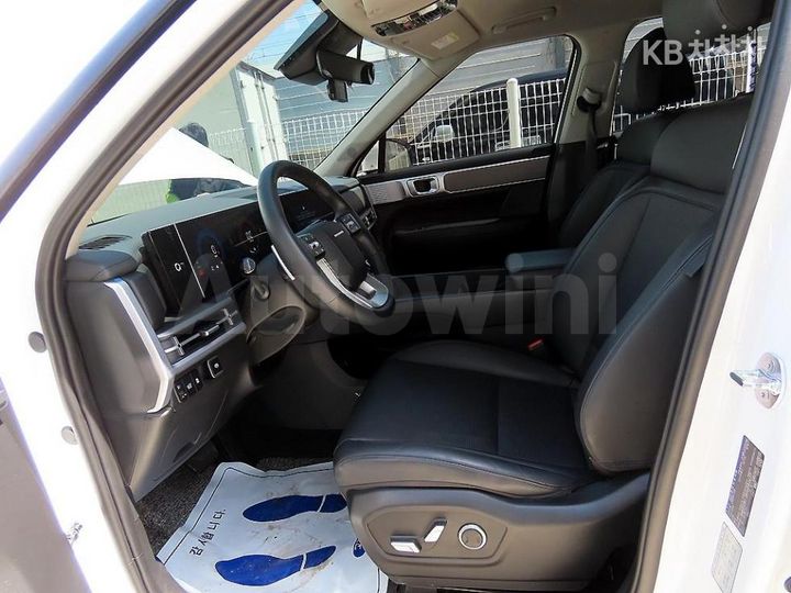 Hyundai SantaFe 2025 — 5