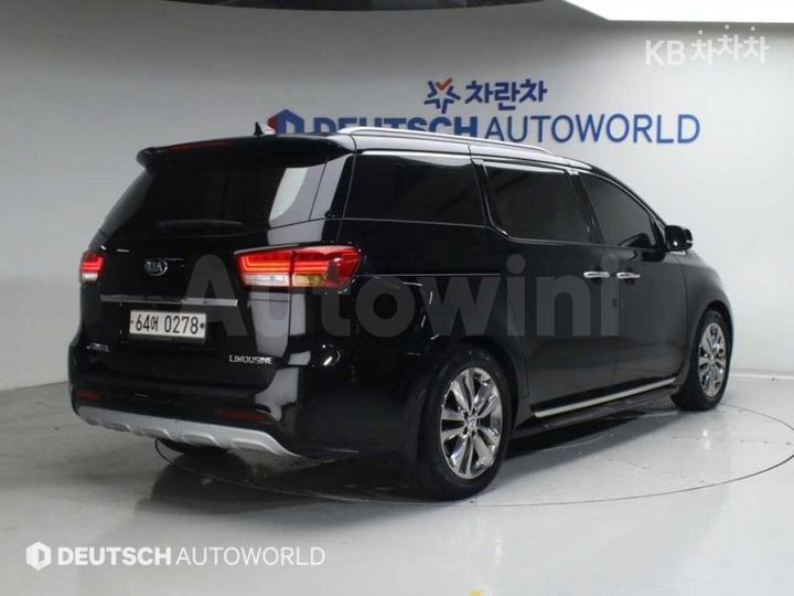 Kia Carnival 2017 — 3