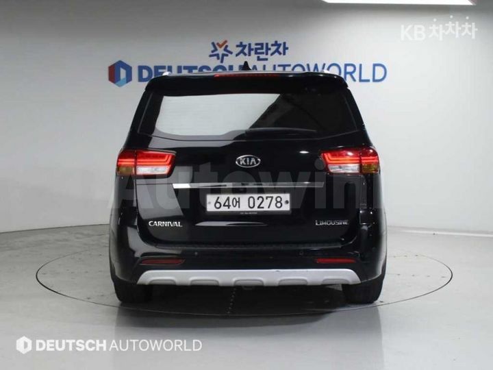 Kia Carnival 2017 — 4