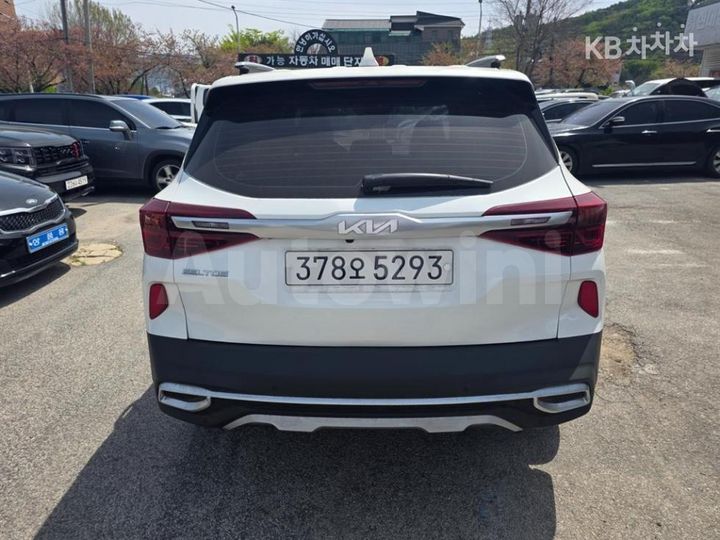 Kia Seltos 2023 — 4