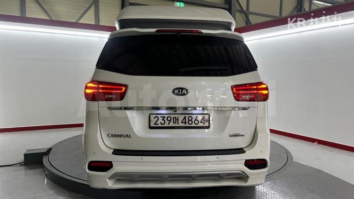 Kia Carnival 2019 — 5