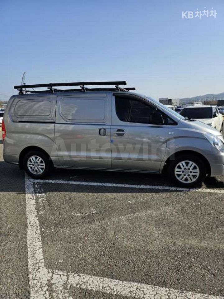 Hyundai Starex 2017 — 4