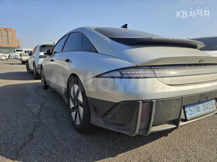 Hyundai Ioniq6 2023 — 2