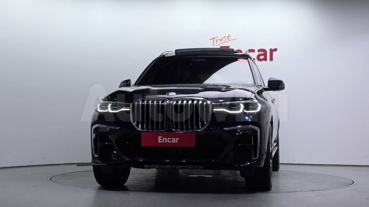 BMW X7 2021 — 3
