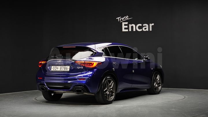 Infiniti Q 2017 — 2