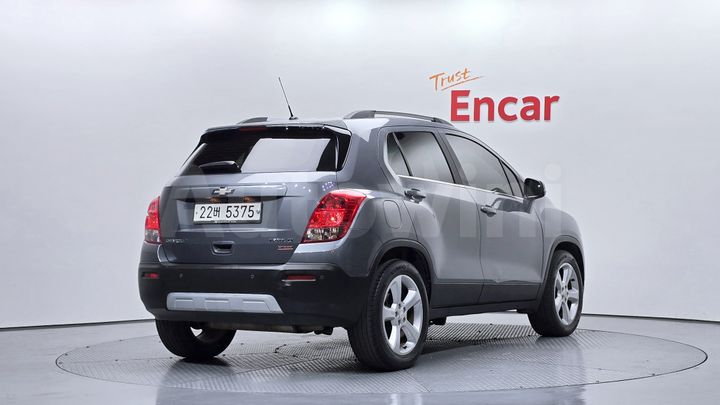Chevrolet Trax 2015 — 2