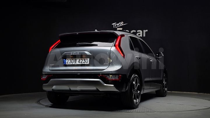 Kia Niro 2023 — 2