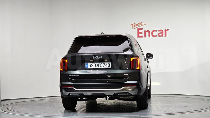 Kia Sorento 2025 — 4