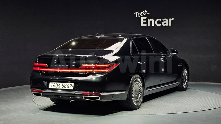 Genesis G90 2020 — 2