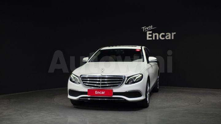 Mercedes Benz E Class 2019 — 3