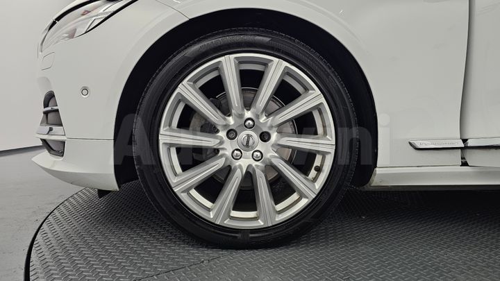 Volvo S90 2019 — 5