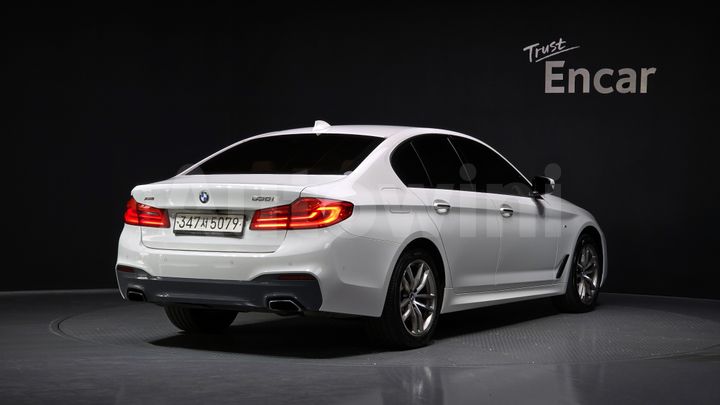 BMW 5 Series 2017 — 2