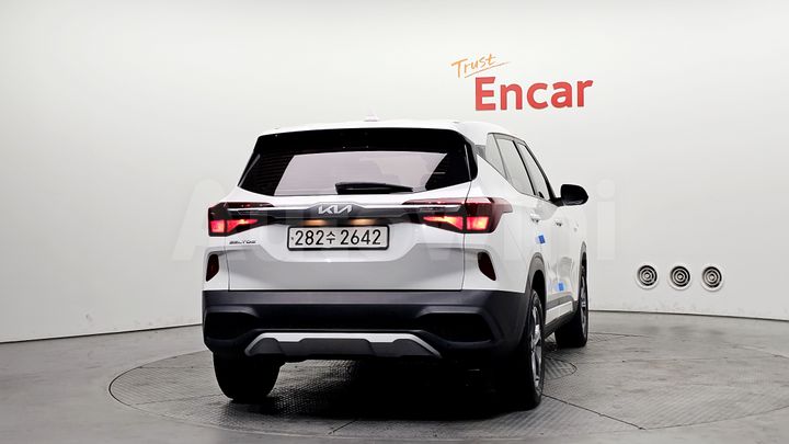 Kia Seltos 2022 — 4