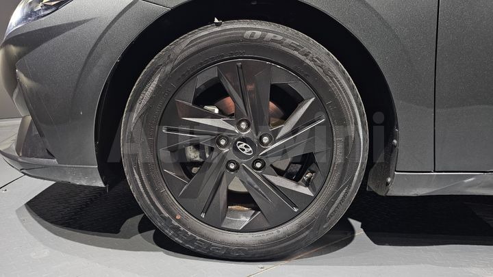 Hyundai Avante 2023 — 4