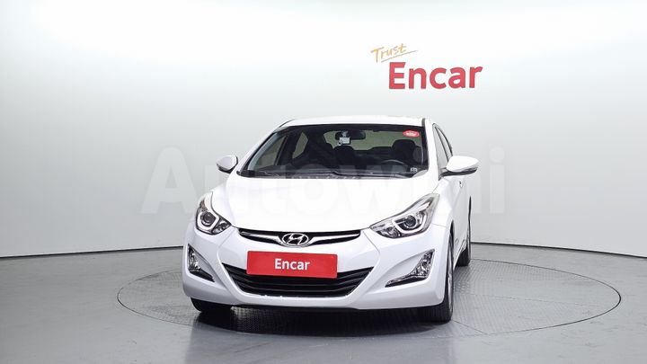 Hyundai Avante 2015 — 3