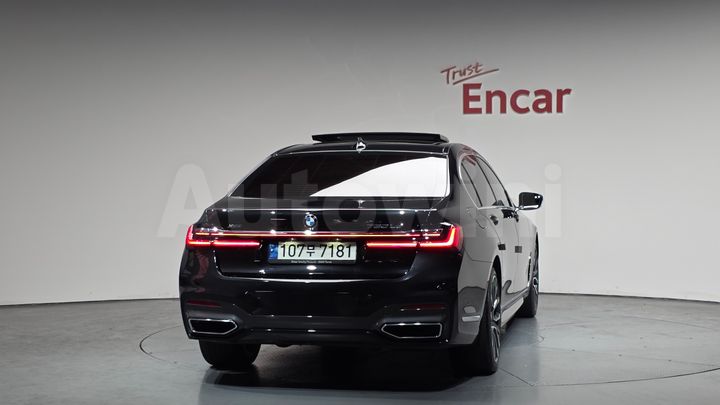 BMW 7 Series 2022 — 3