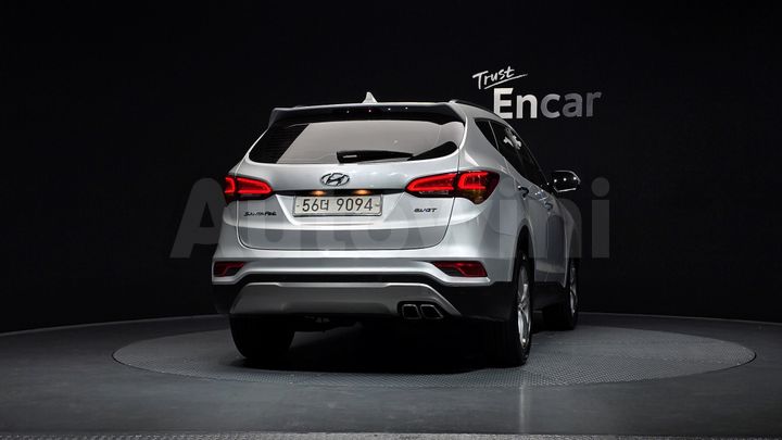 Hyundai SantaFe 2016 — 4