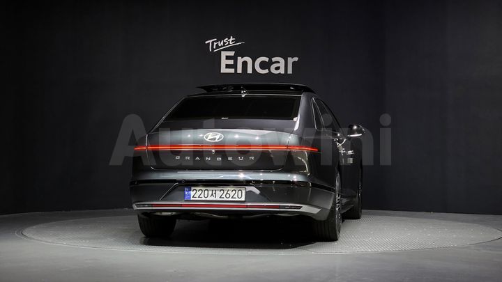Hyundai Grandeur 2025 — 4