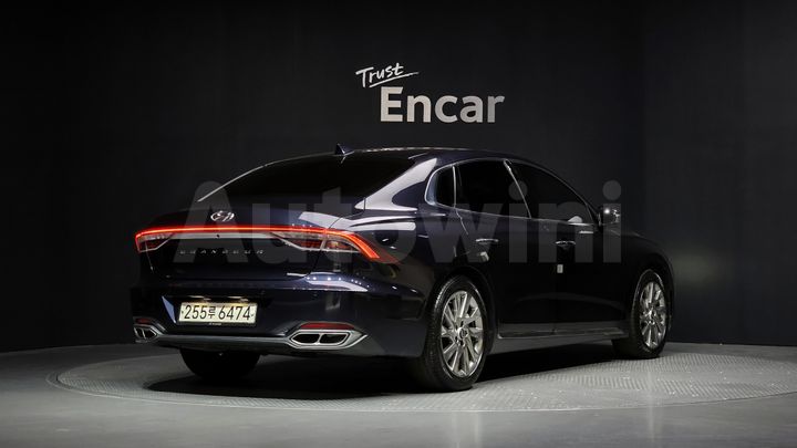 Hyundai Grandeur 2022 — 2