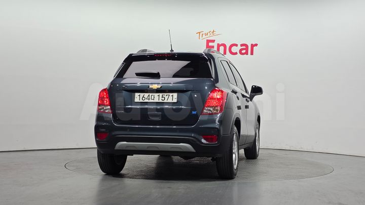 Chevrolet Trax 2020 — 4