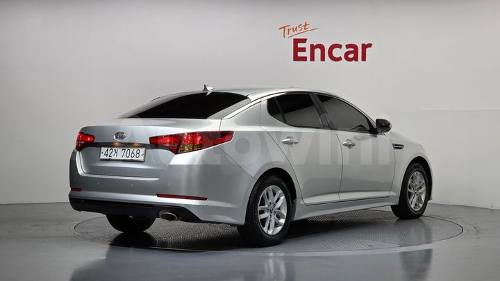 Kia K5 2013 — 2