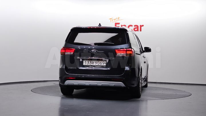 Kia Carnival 2017 — 3