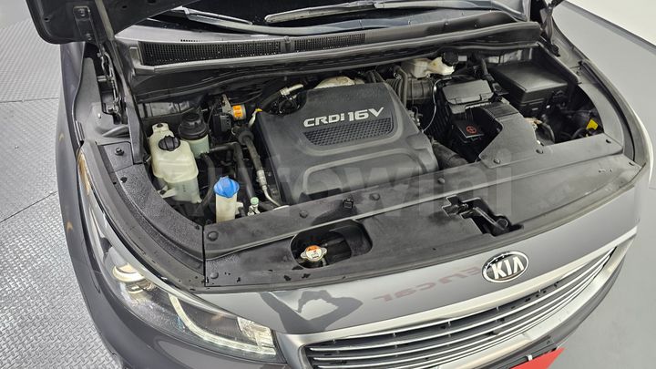 Kia Carnival 2017 — 5