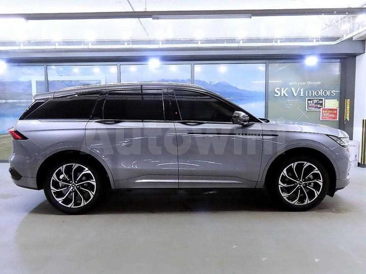 Lincoln Nautilus 2024 — 3