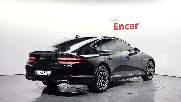 Genesis G80 2021 — 2