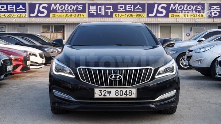 Hyundai Aslan 2015 — 2