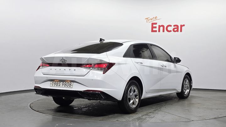 Hyundai Avante 2023 — 2