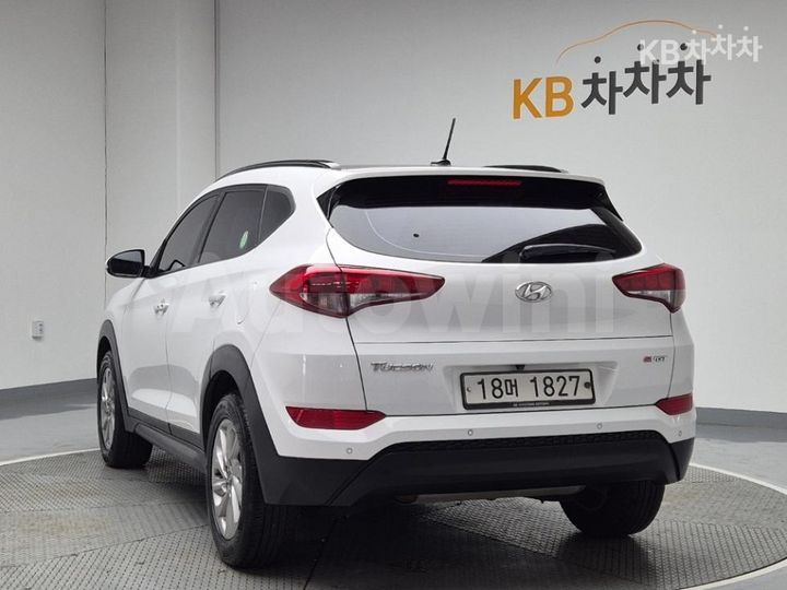 Hyundai Tucson 2016 — 2