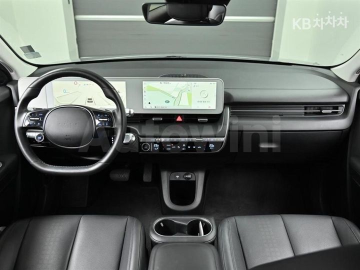 Hyundai Ioniq5 2022 — 5