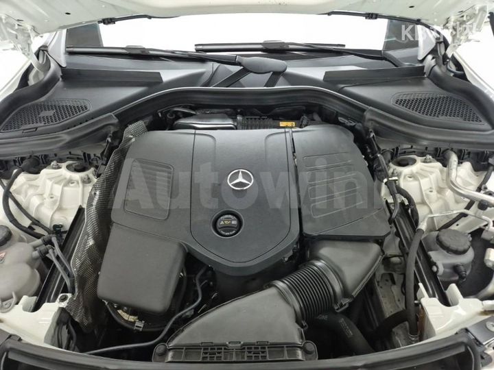Mercedes Benz GLC Class 2024 — 5
