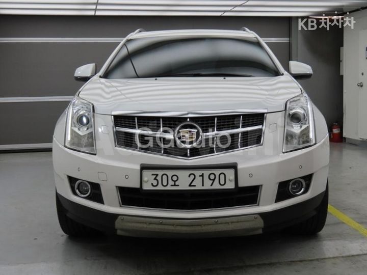 Cadillac SRX 2011 — 2