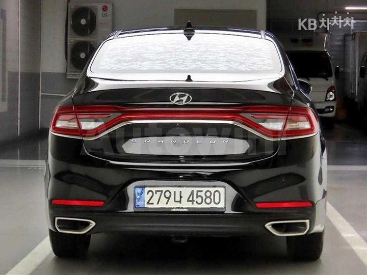 Hyundai Grandeur 2018 — 3
