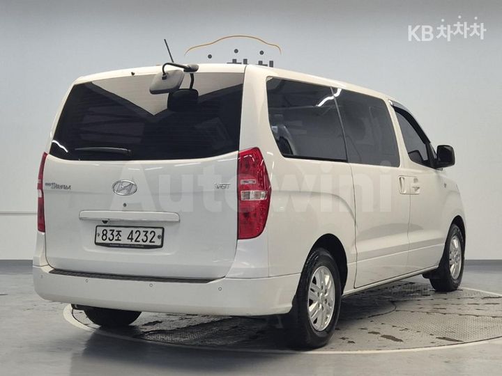 Hyundai Starex 2019 — 3