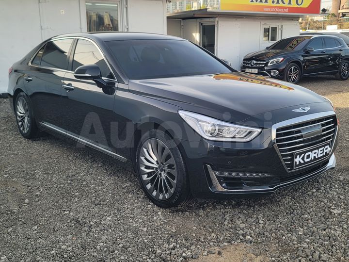 Genesis EQ900