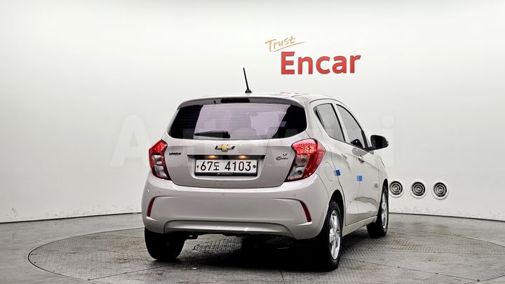 Chevrolet Spark 2017 — 4