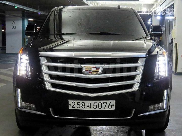 Cadillac Escalade 2019 — 2