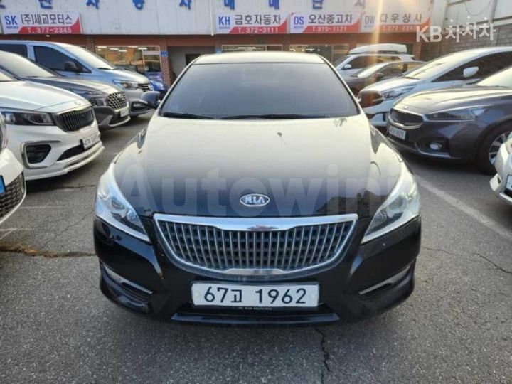 Kia K7 2011 — 2
