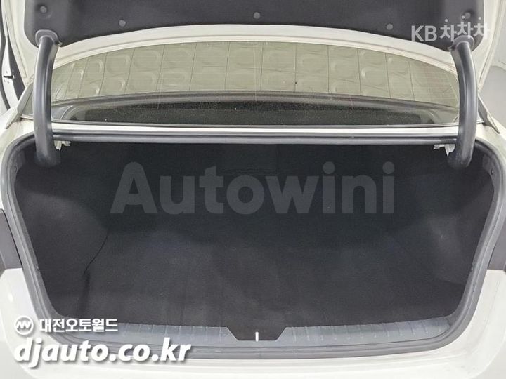 Kia K5 2017 — 5