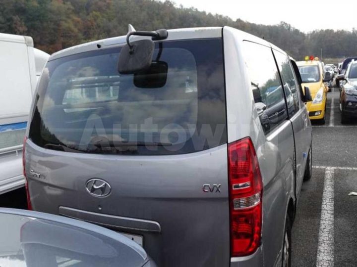 Hyundai Starex 2011 — 4