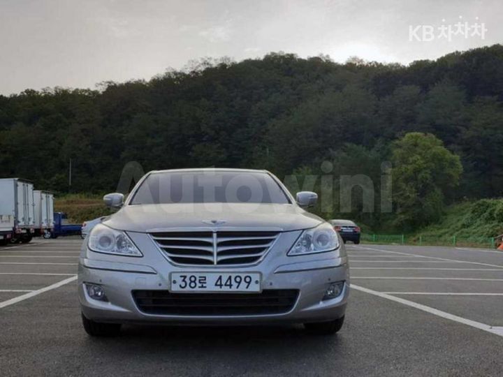 Hyundai Genesis 2008 — 3