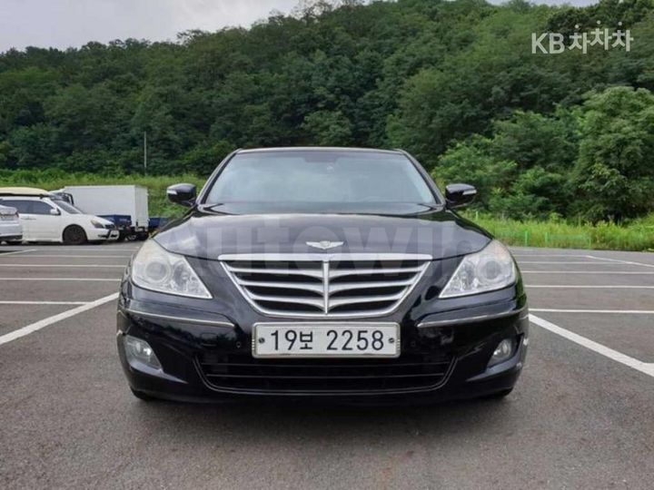 Hyundai Genesis 2008 — 3