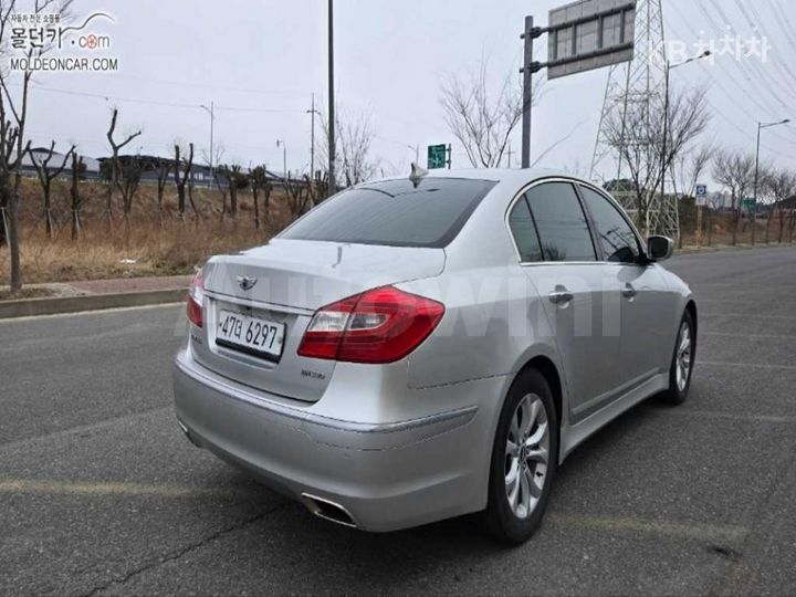 Hyundai Genesis 2012 — 3